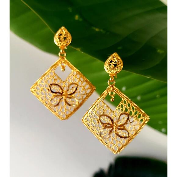 Gold Square Drop Earrings - African Inspiration - Picture 1 of 2